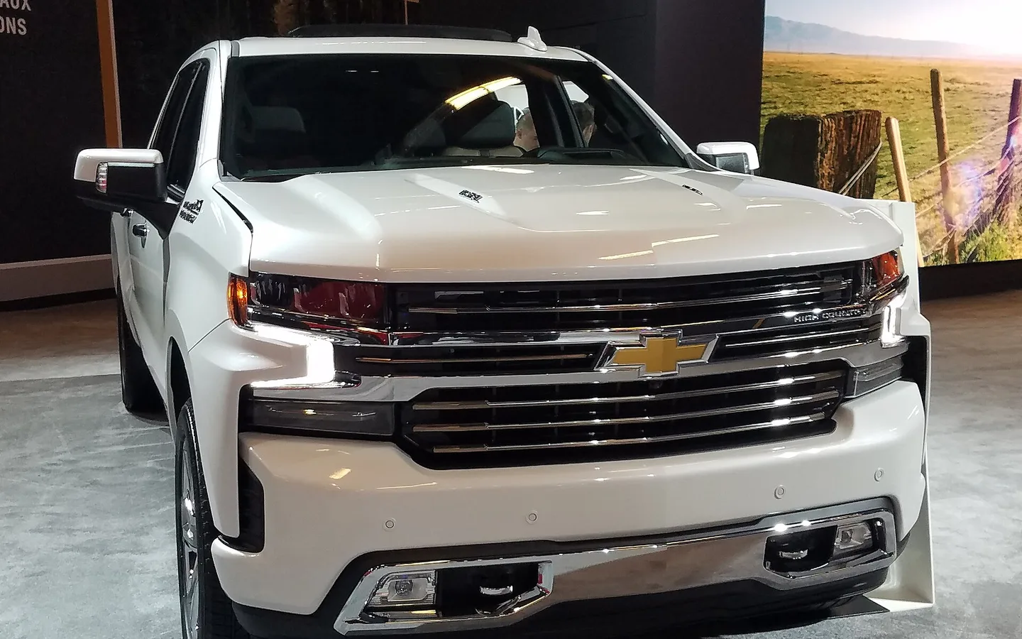 Chevrolet Silverado 1500, بيك أب