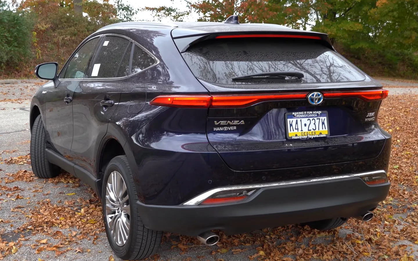 Toyota Venza, كروس أوفر